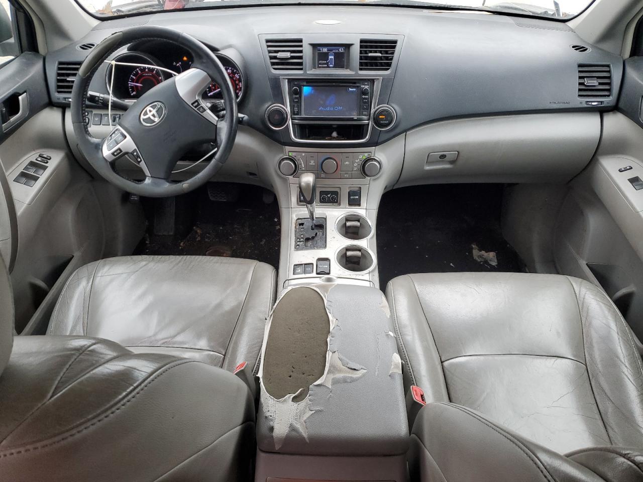 2013 TOYOTA HIGHLANDER
