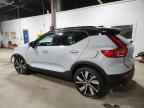 2022 VOLVO XC40