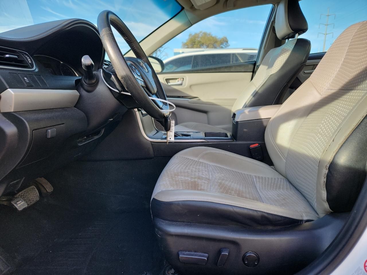 2015 TOYOTA CAMRY
