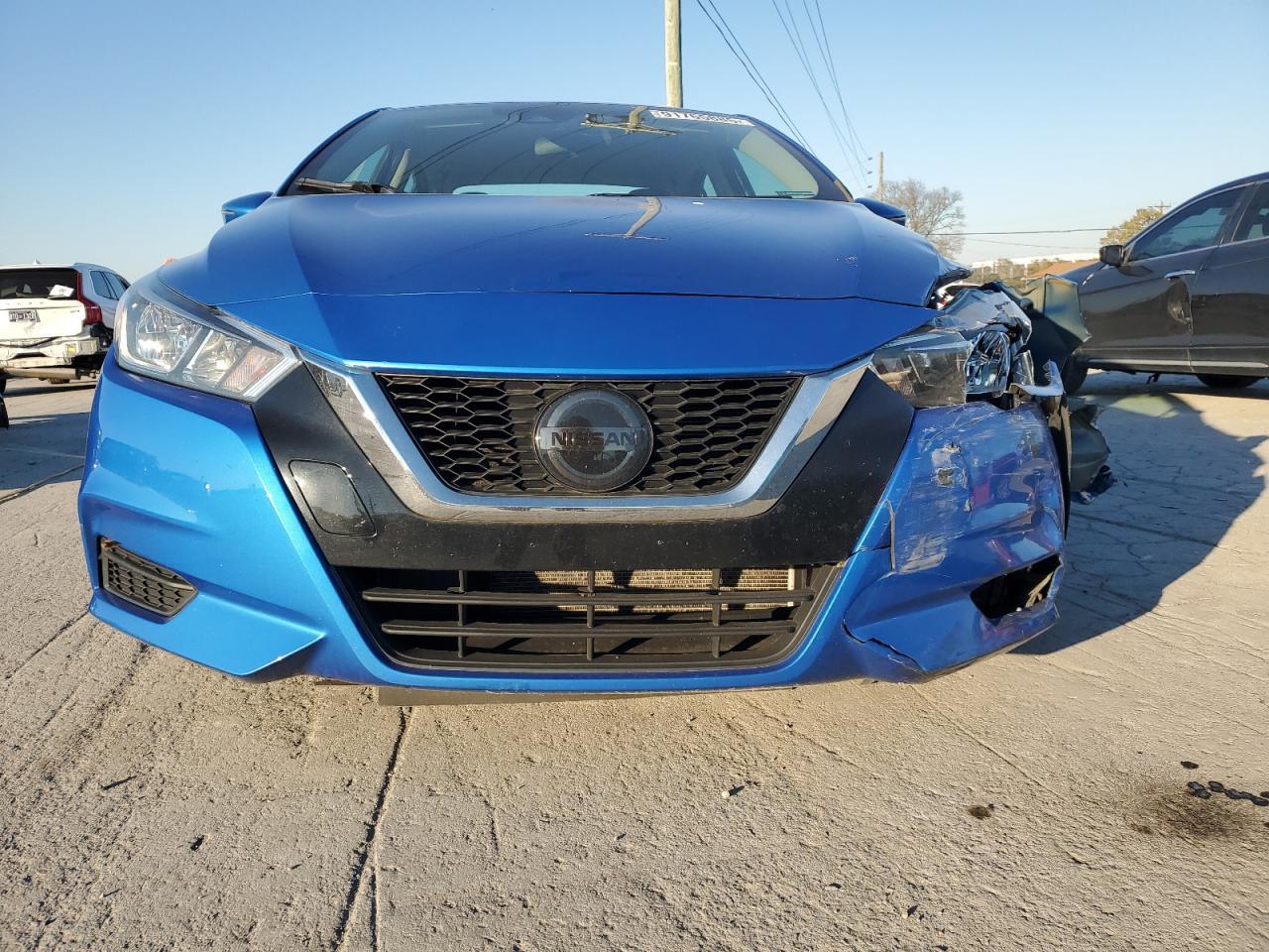 2020 NISSAN VERSA