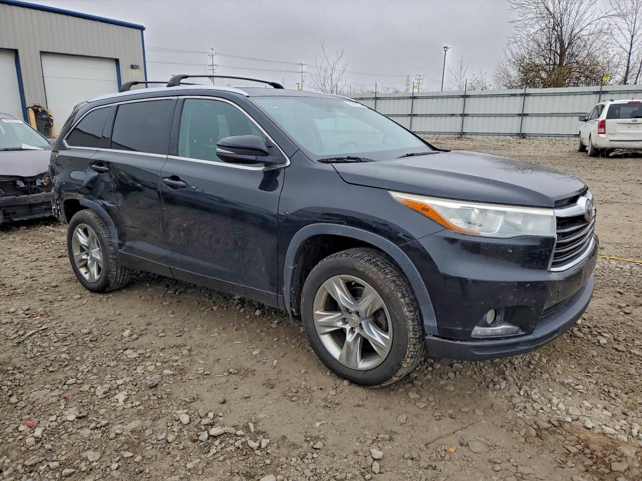 2014 TOYOTA HIGHLANDER