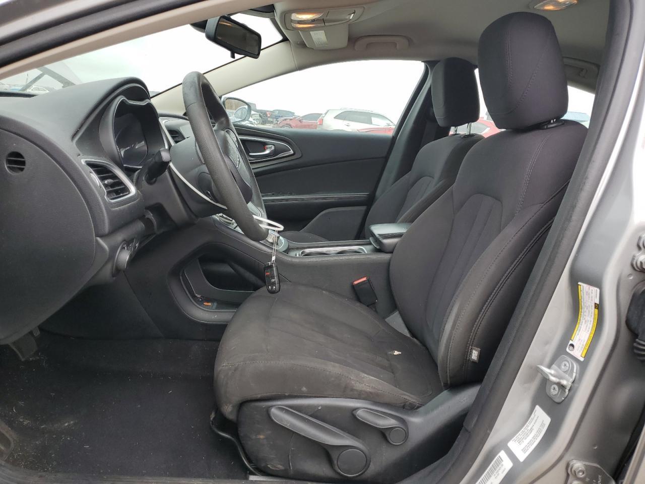 2015 CHRYSLER 200