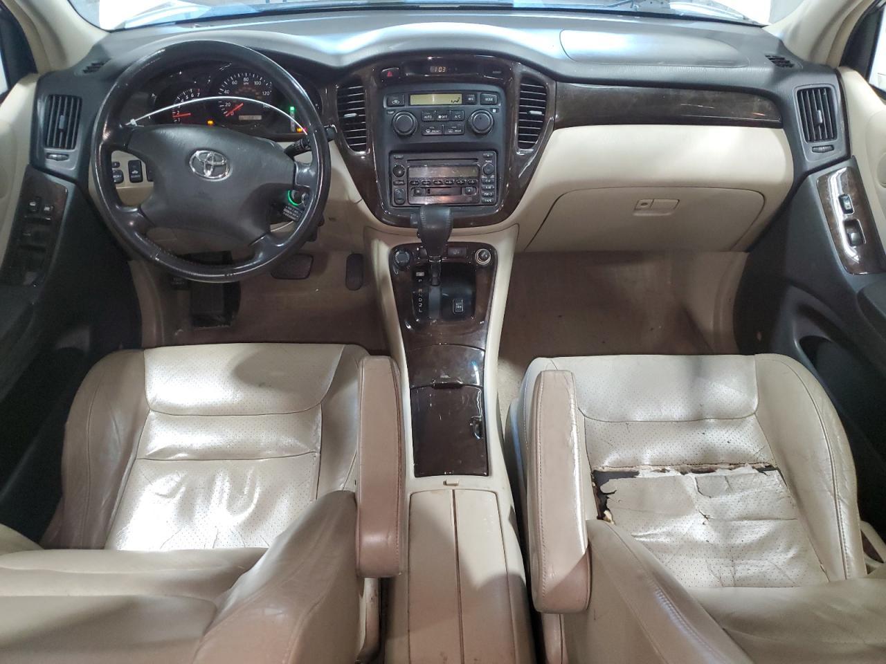 2003 TOYOTA HIGHLANDER