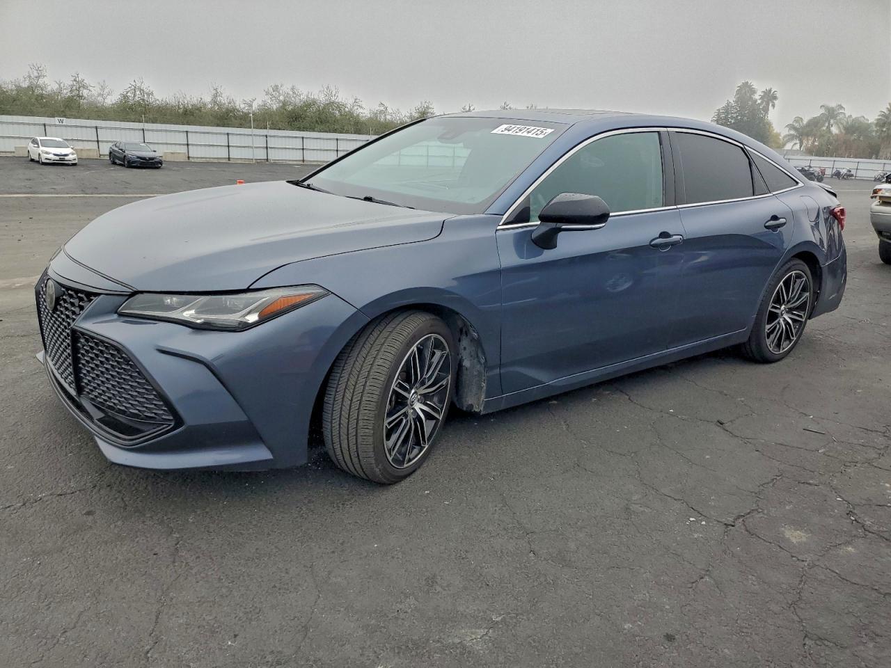 2019 TOYOTA Avalon