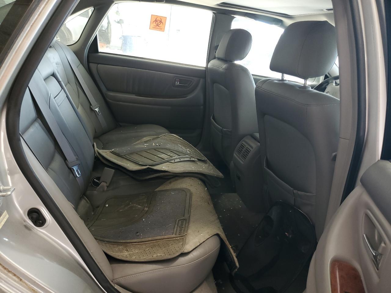 2003 TOYOTA Avalon