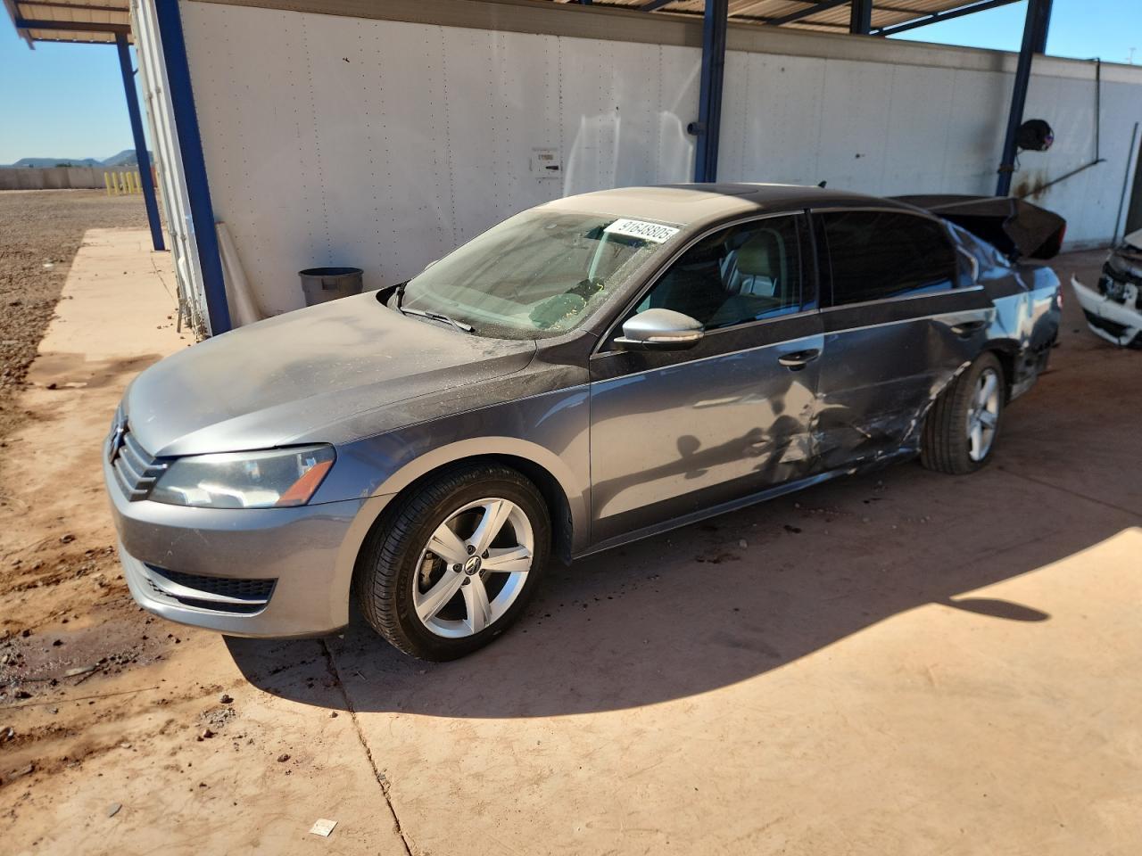 2012 VOLKSWAGEN Passat