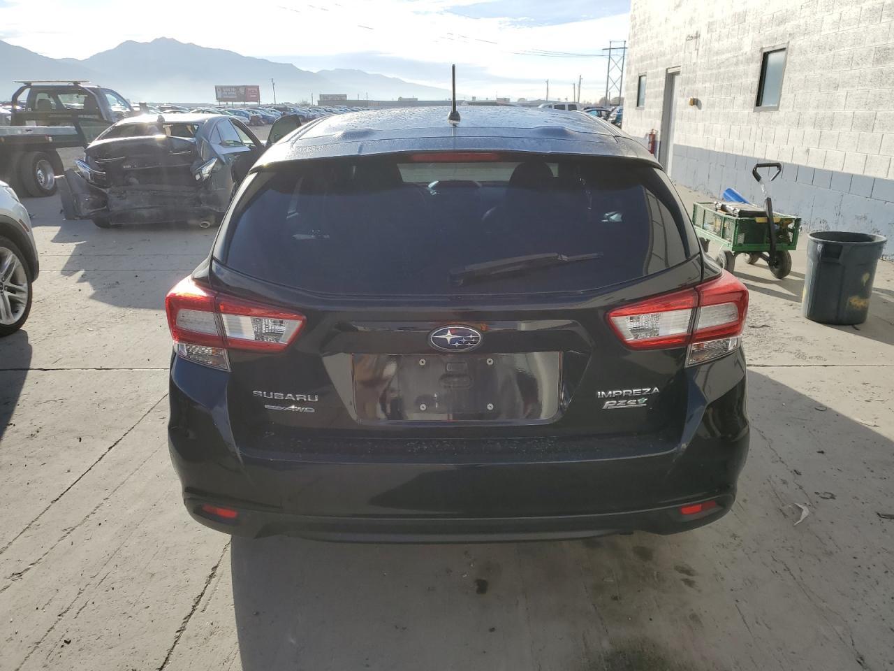2017 SUBARU IMPREZA