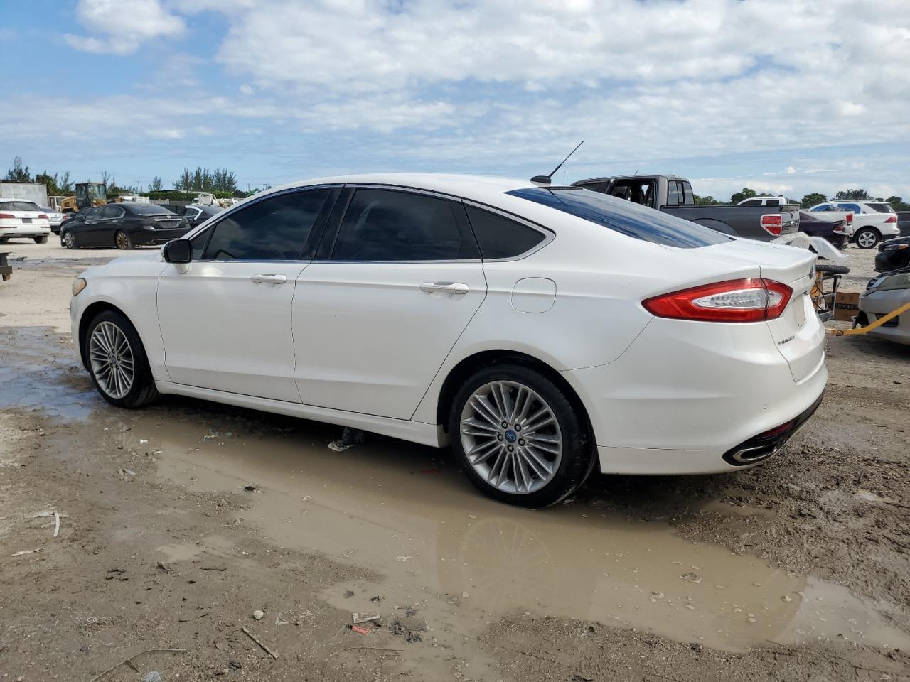 2013 FORD FUSION
