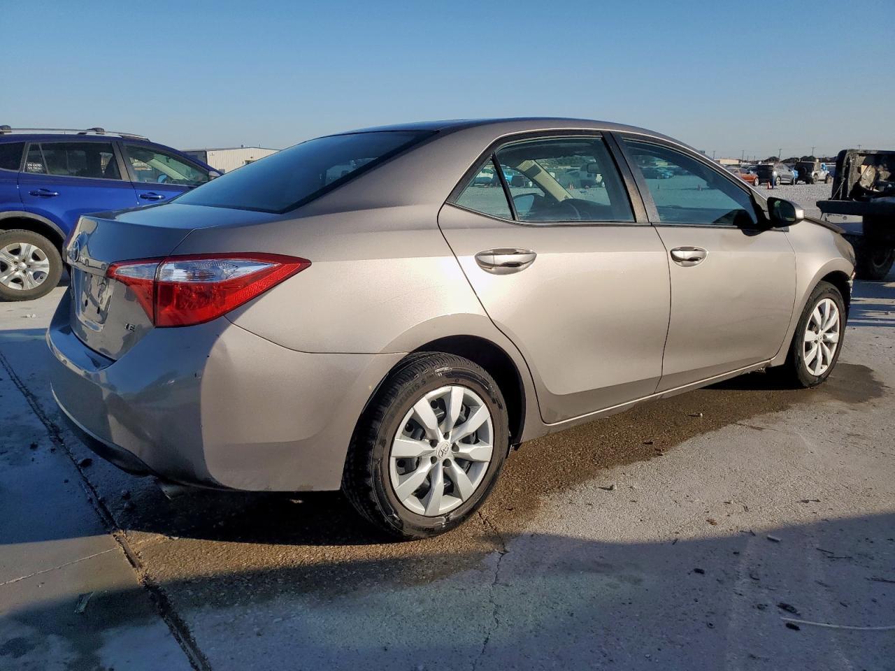 2016 TOYOTA COROLLA