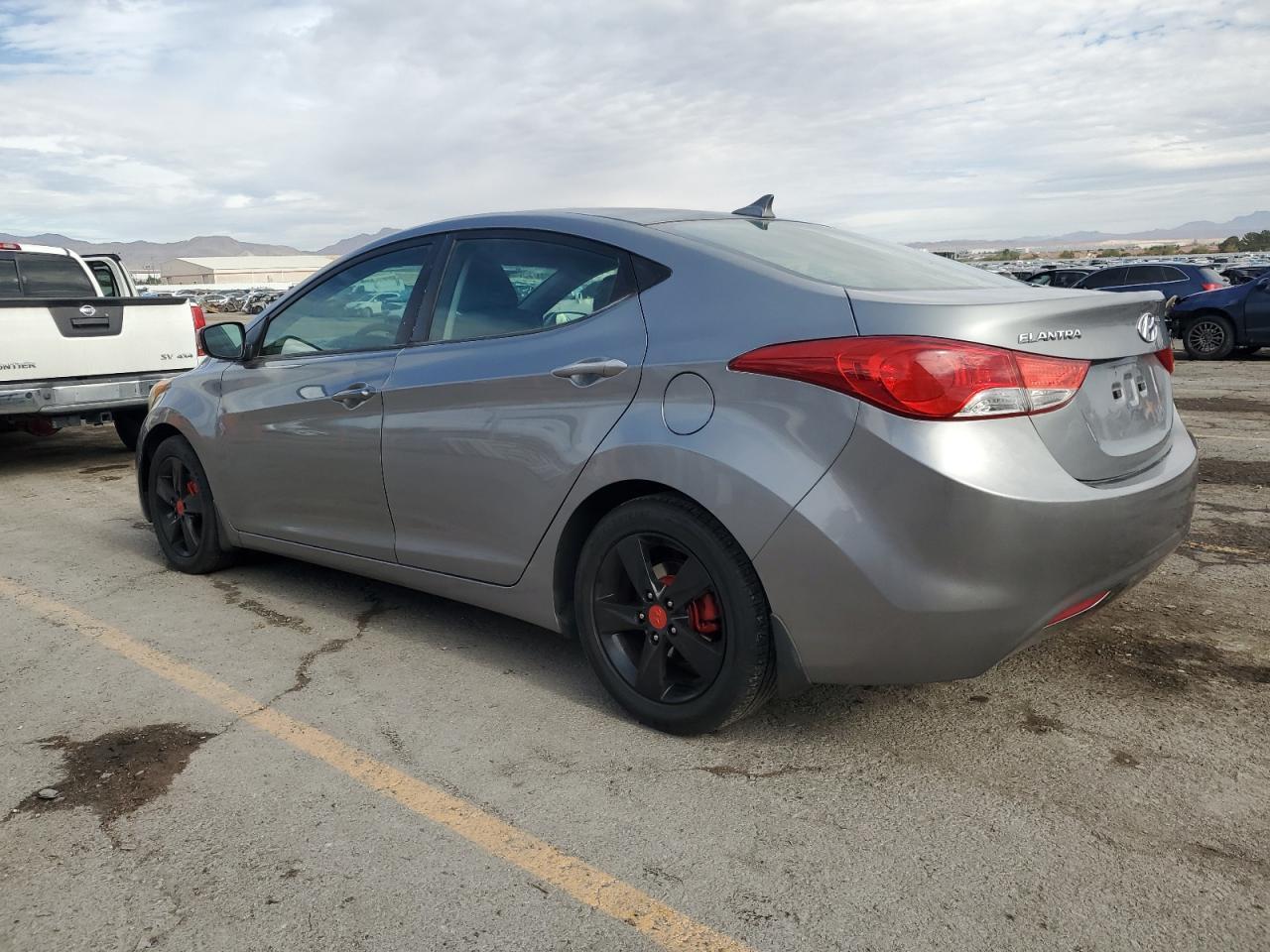 2012 HYUNDAI ELANTRA
