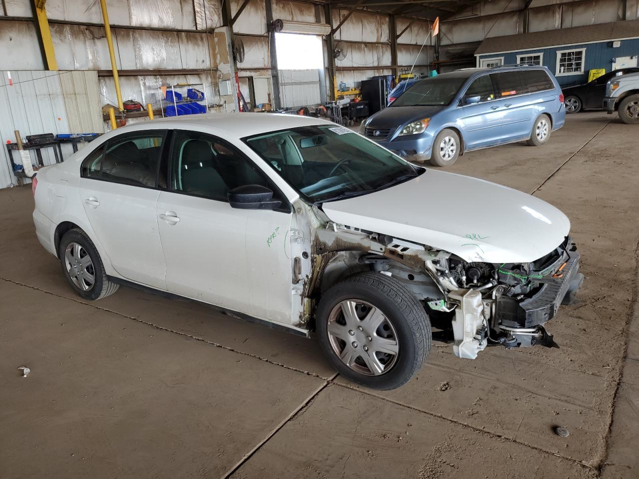 2013 VOLKSWAGEN JETTA