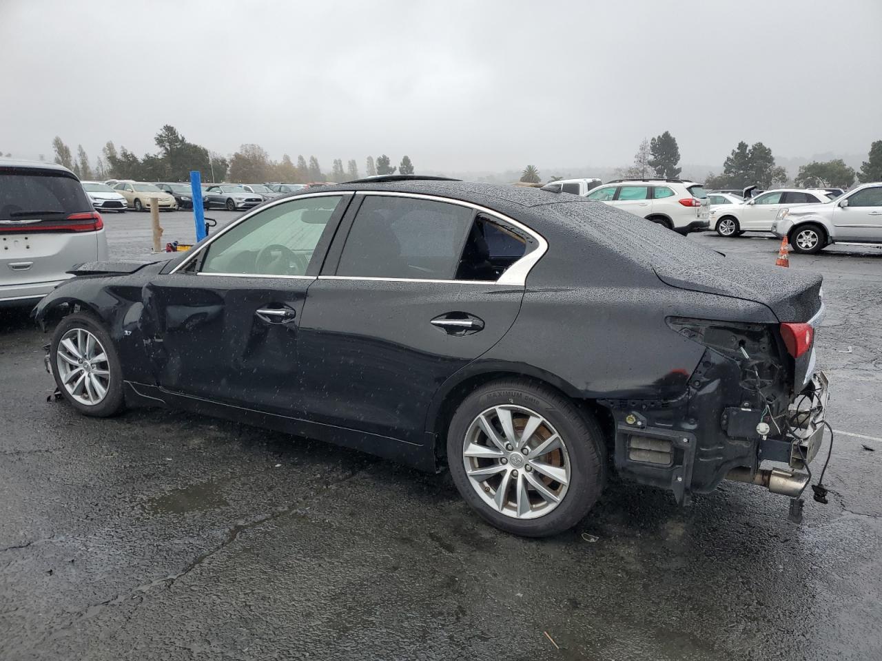 2016 INFINITI Q50
