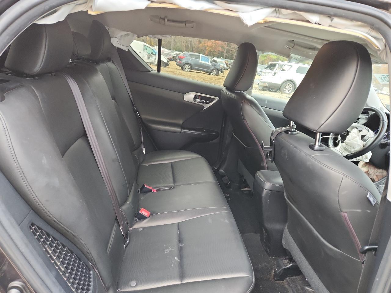 2013 LEXUS CT 200