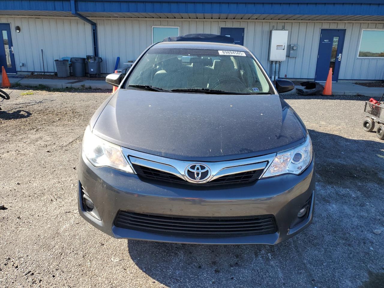 2014 TOYOTA CAMRY