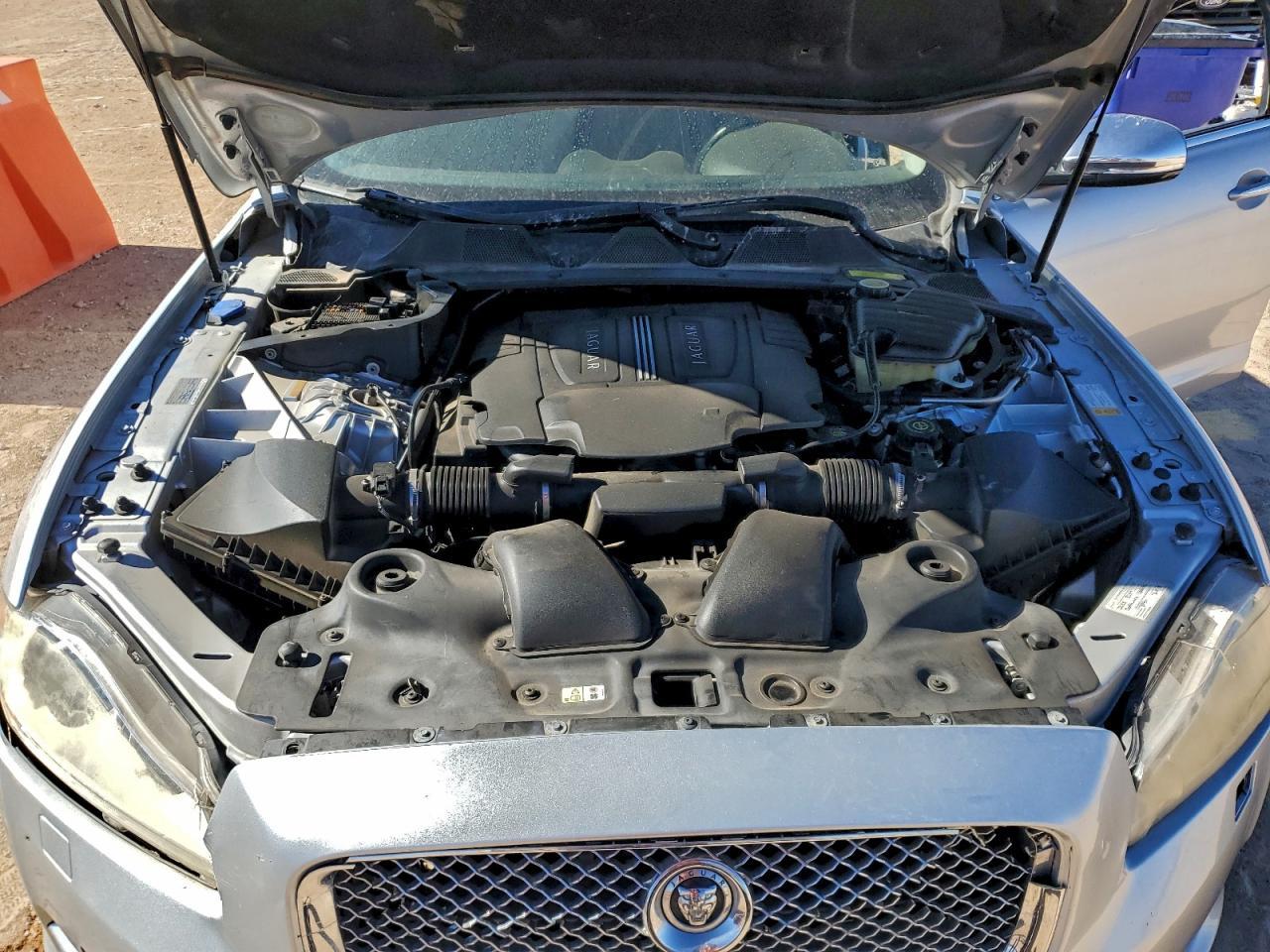 2012 JAGUAR Xj-Series