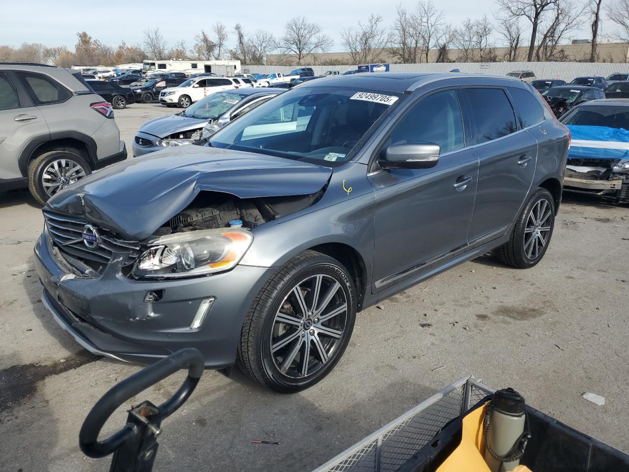 2017 VOLVO XC60