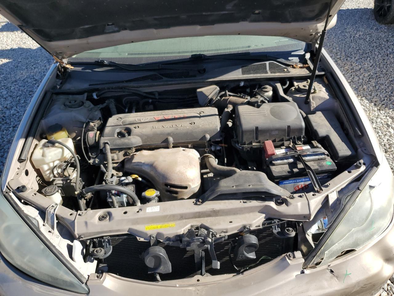 2004 TOYOTA CAMRY