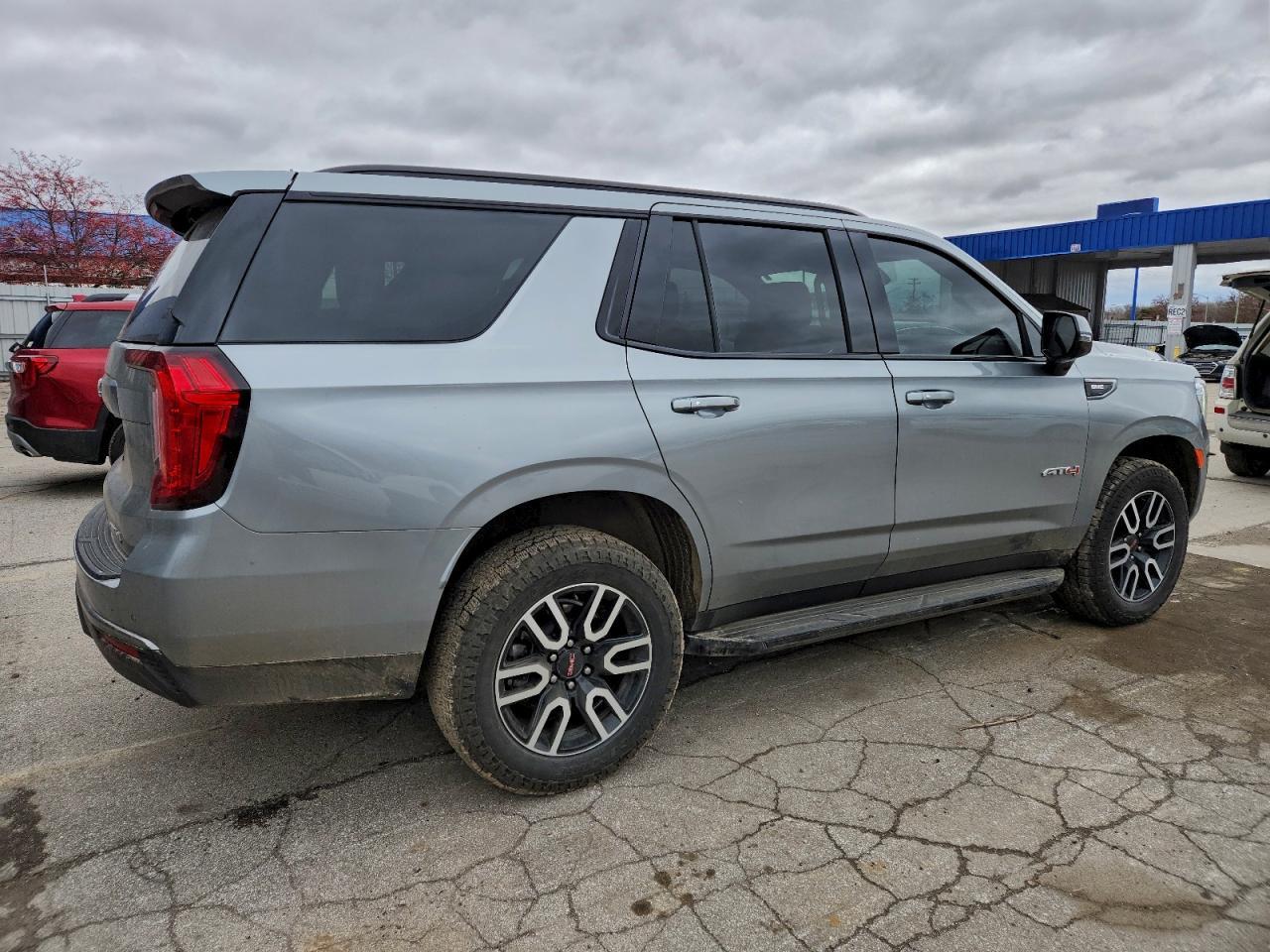 2023 GMC Yukon