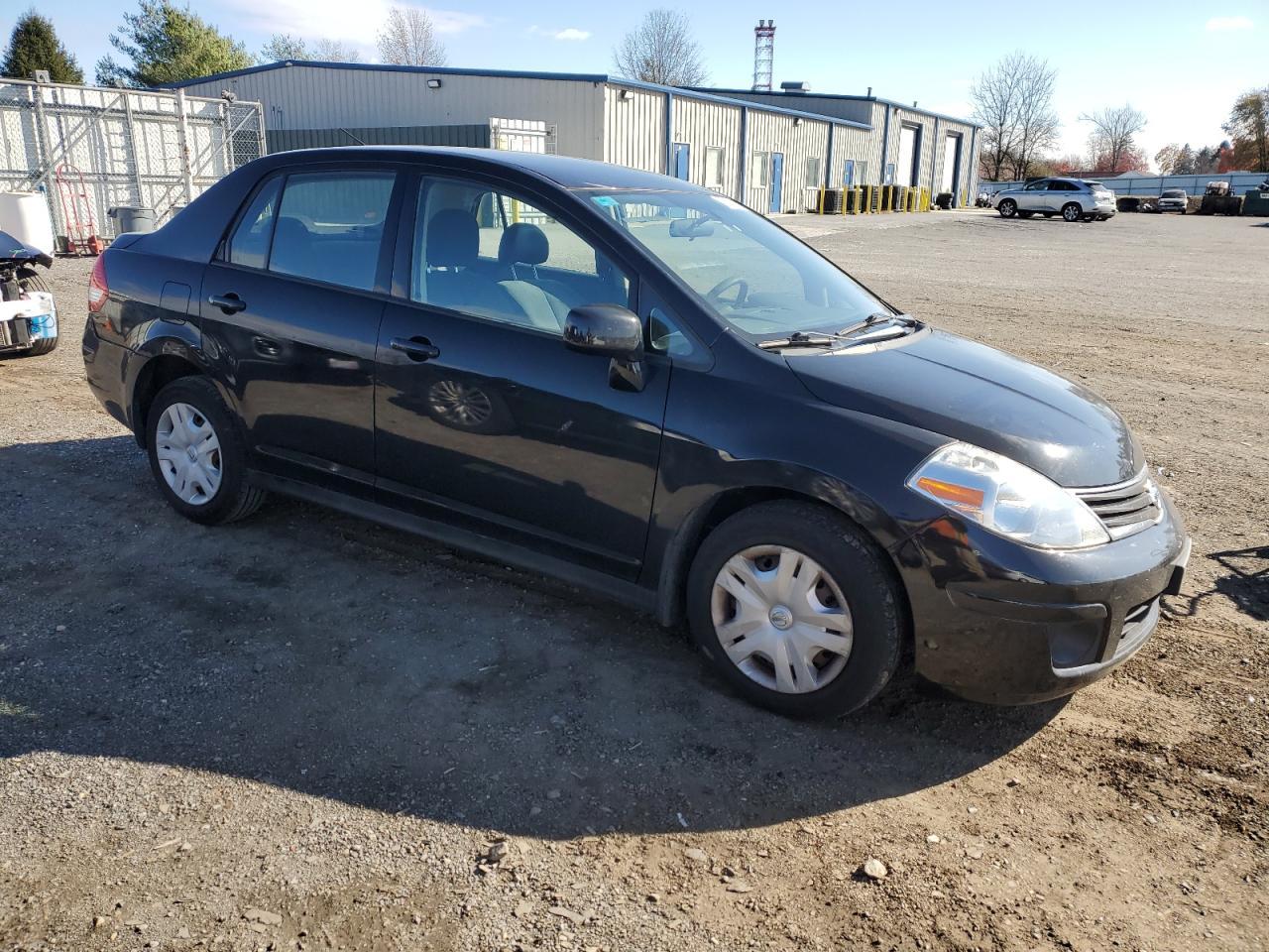 2011 NISSAN VERSA