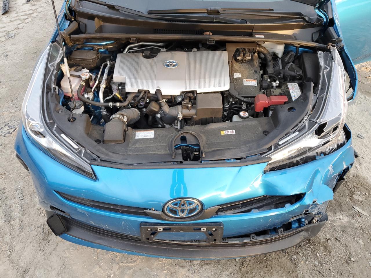 2022 TOYOTA PRIUS