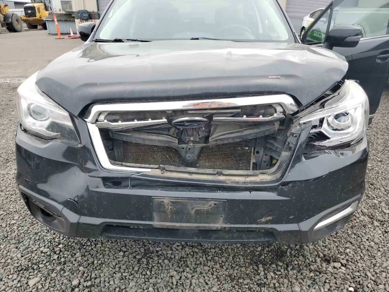 2018 SUBARU FORESTER