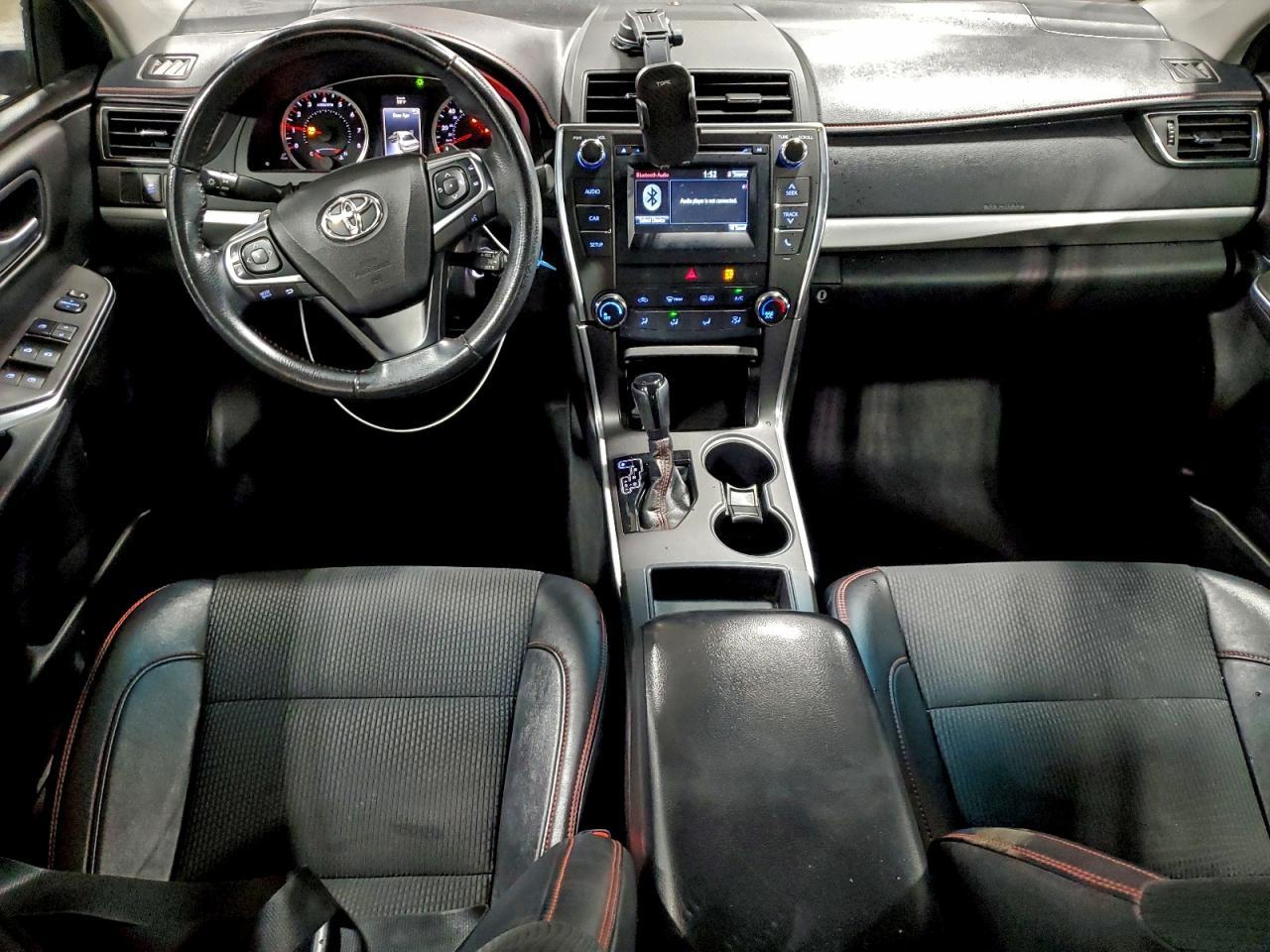 2016 TOYOTA CAMRY