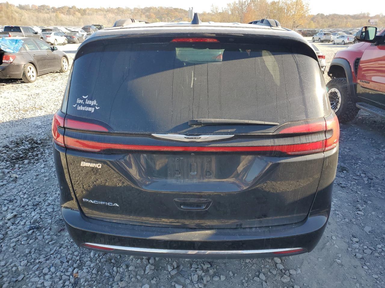 2022 CHRYSLER Pacifica