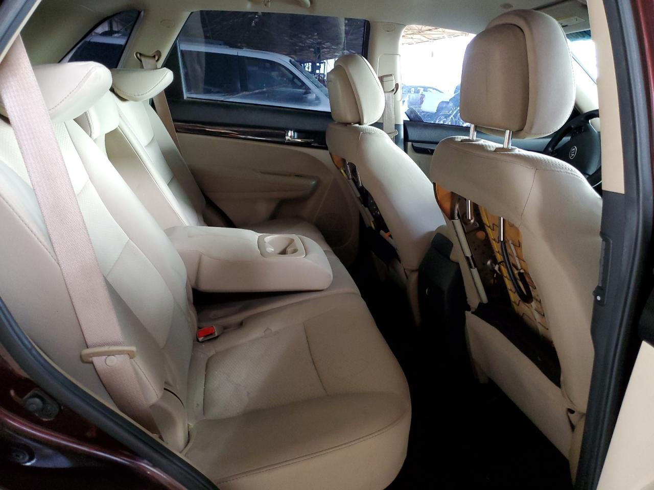 2013 KIA SORENTO