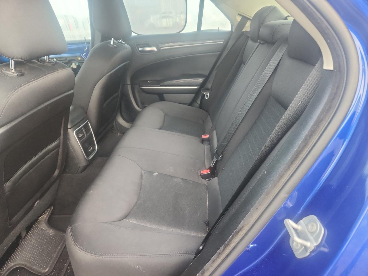 2019 CHRYSLER 300