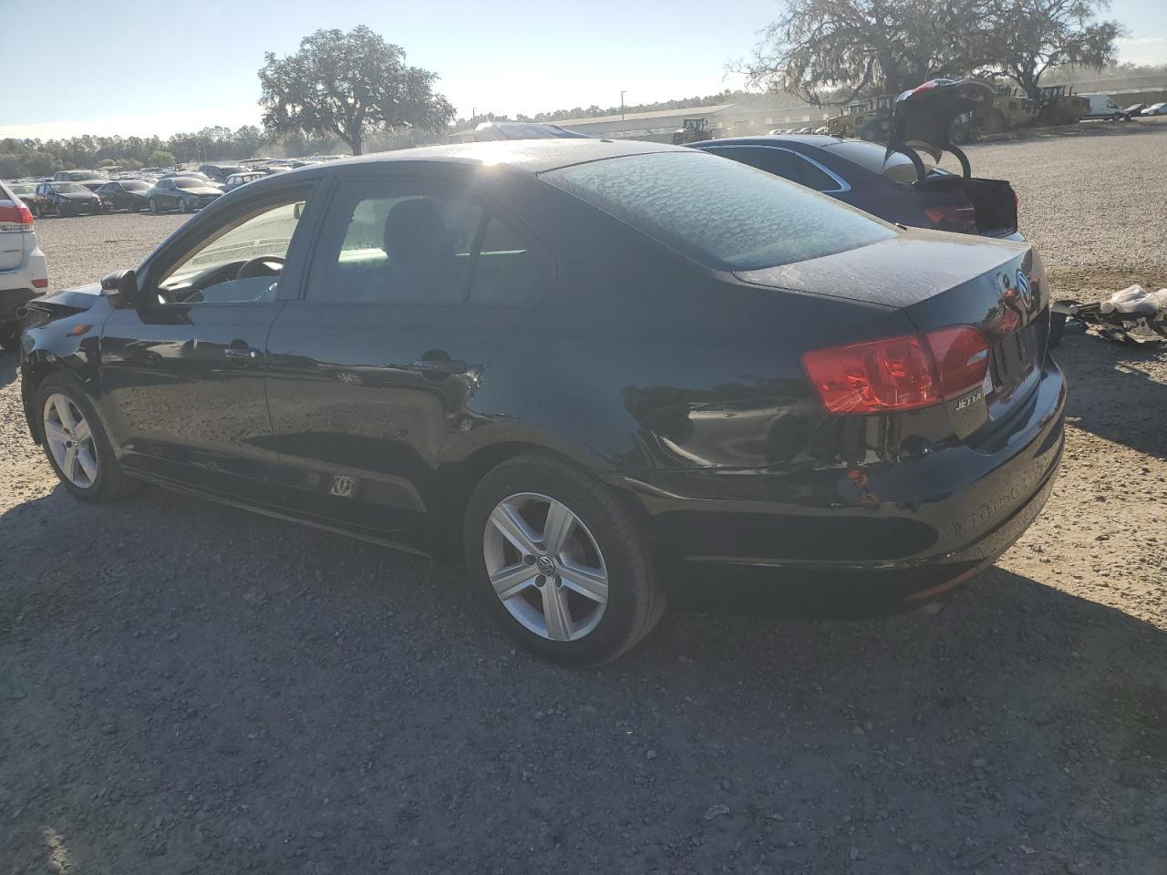 2012 VOLKSWAGEN JETTA
