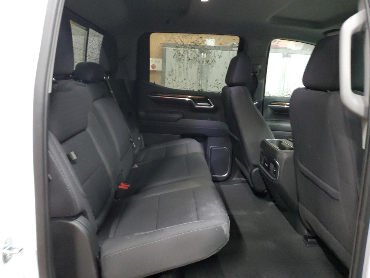 2023 GMC Sierra