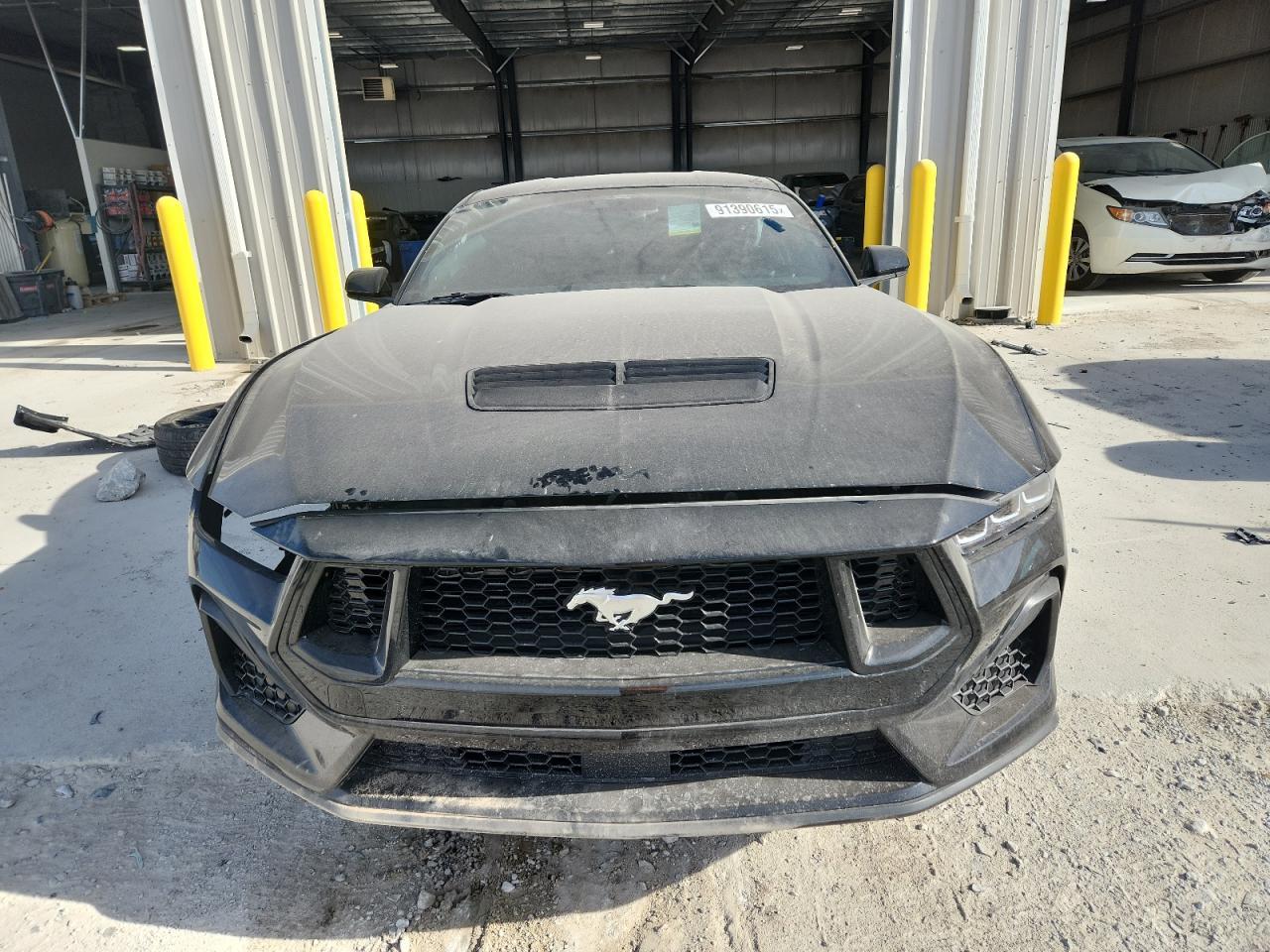2025 FORD MUSTANG