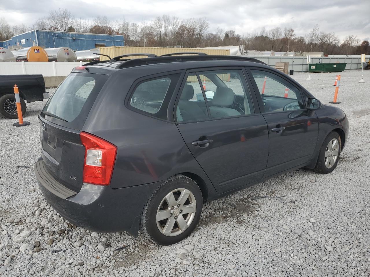 2008 KIA RONDO