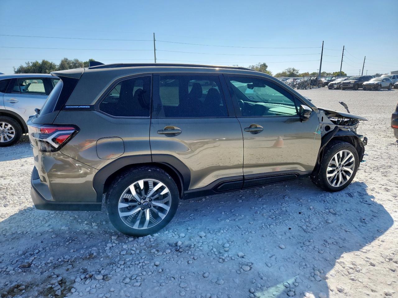 2025 SUBARU FORESTER
