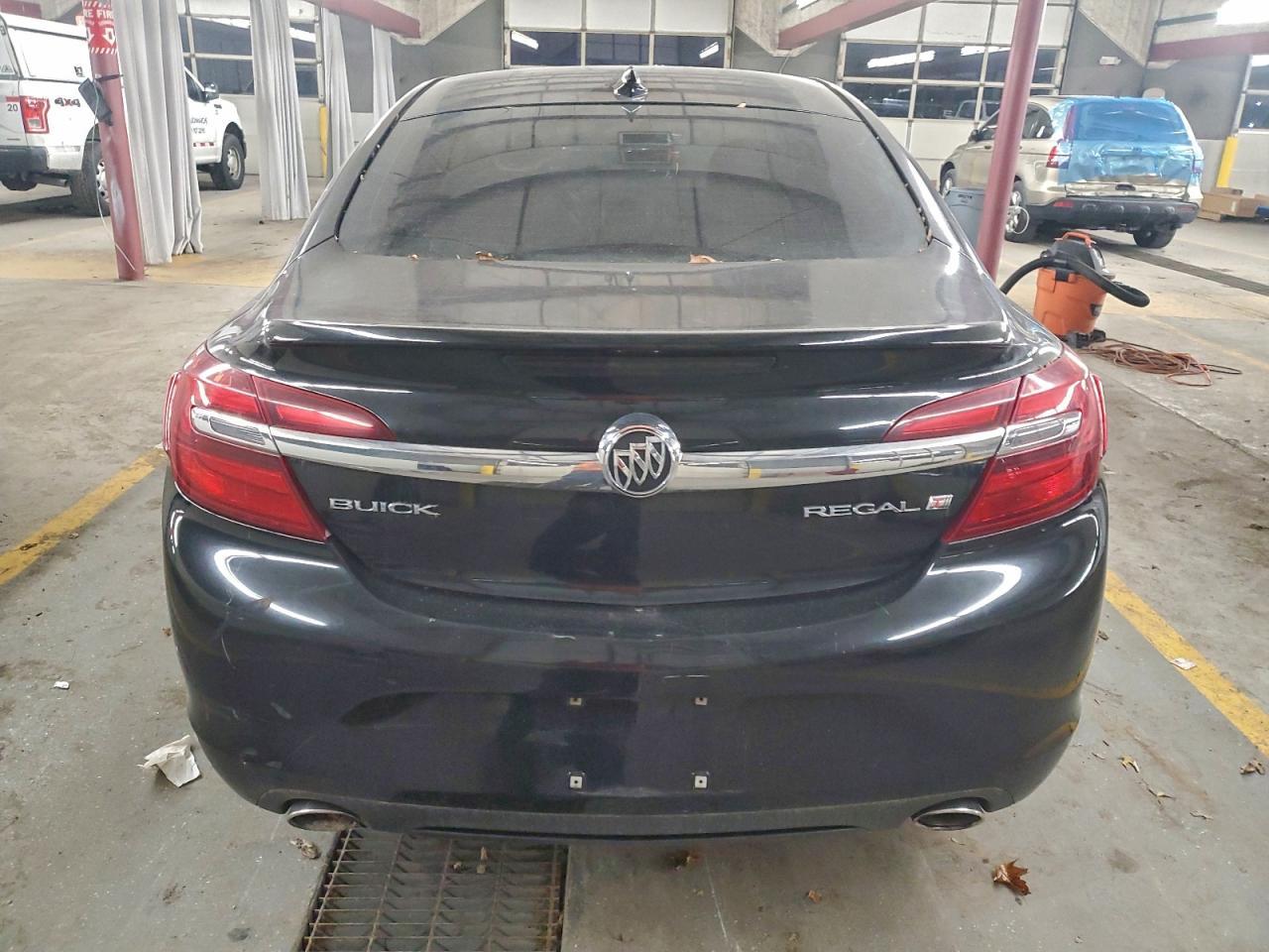 2017 BUICK Regal