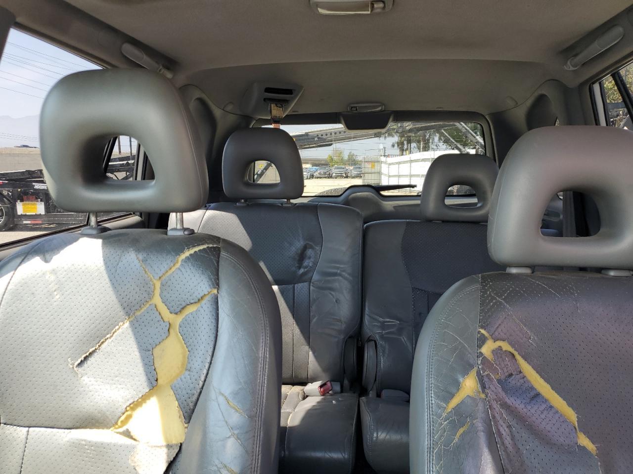 2002 TOYOTA RAV4