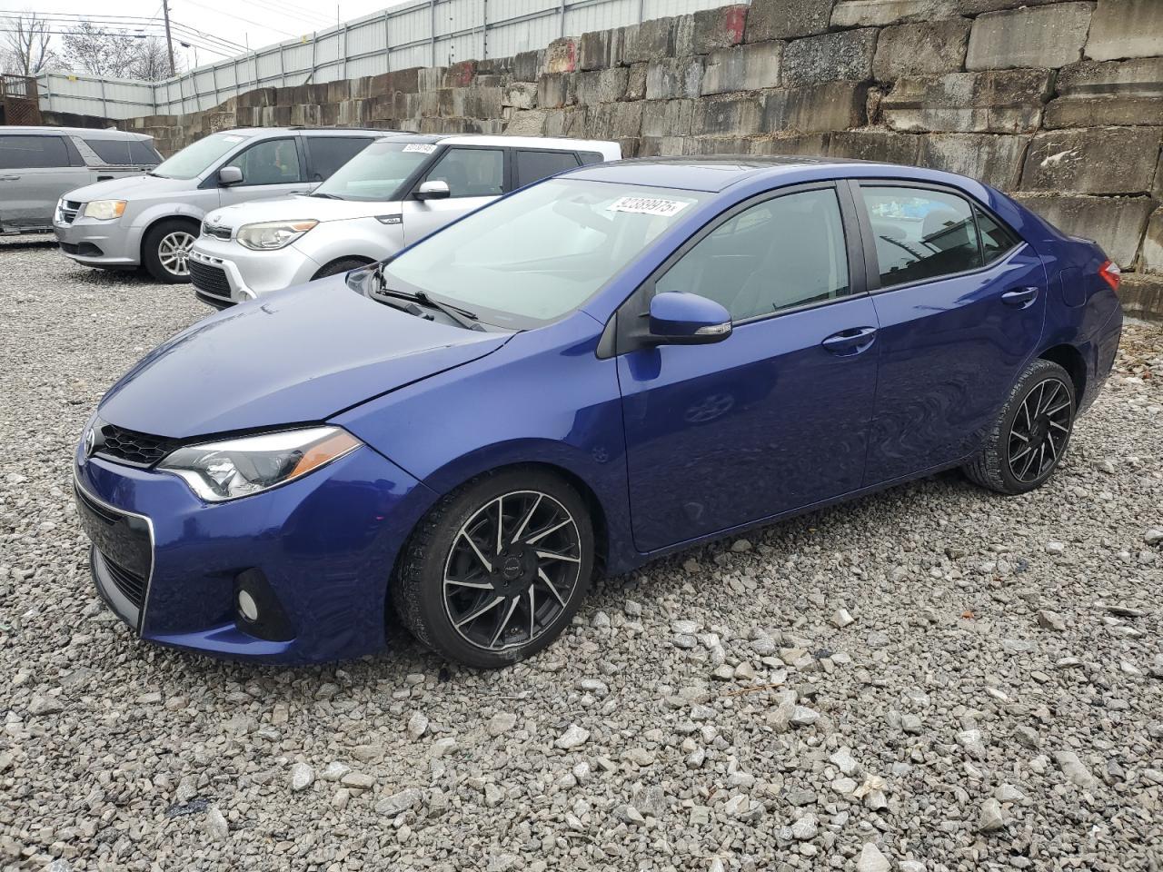 2015 TOYOTA COROLLA