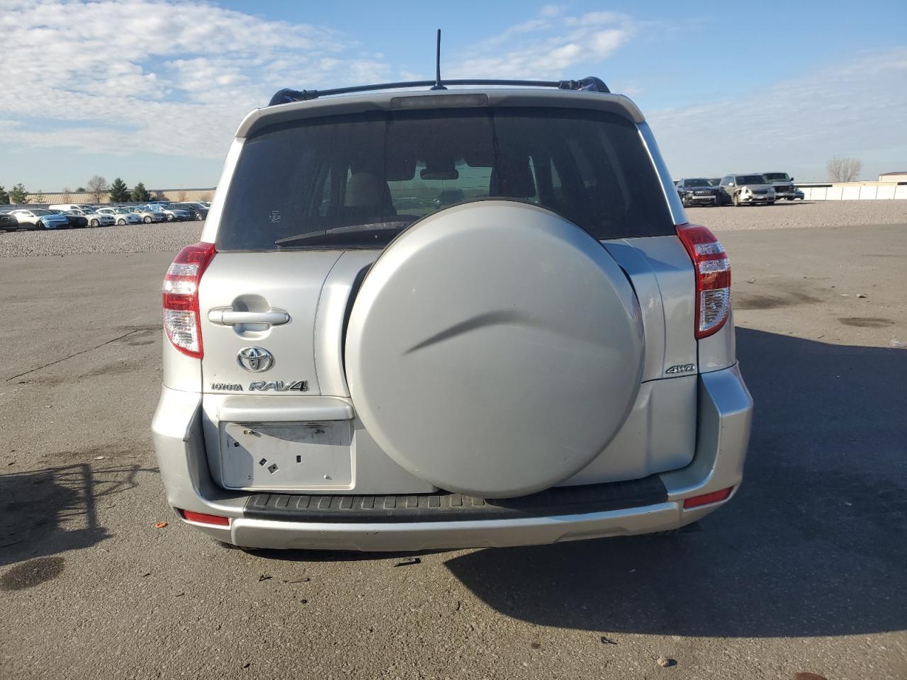 2009 TOYOTA RAV4