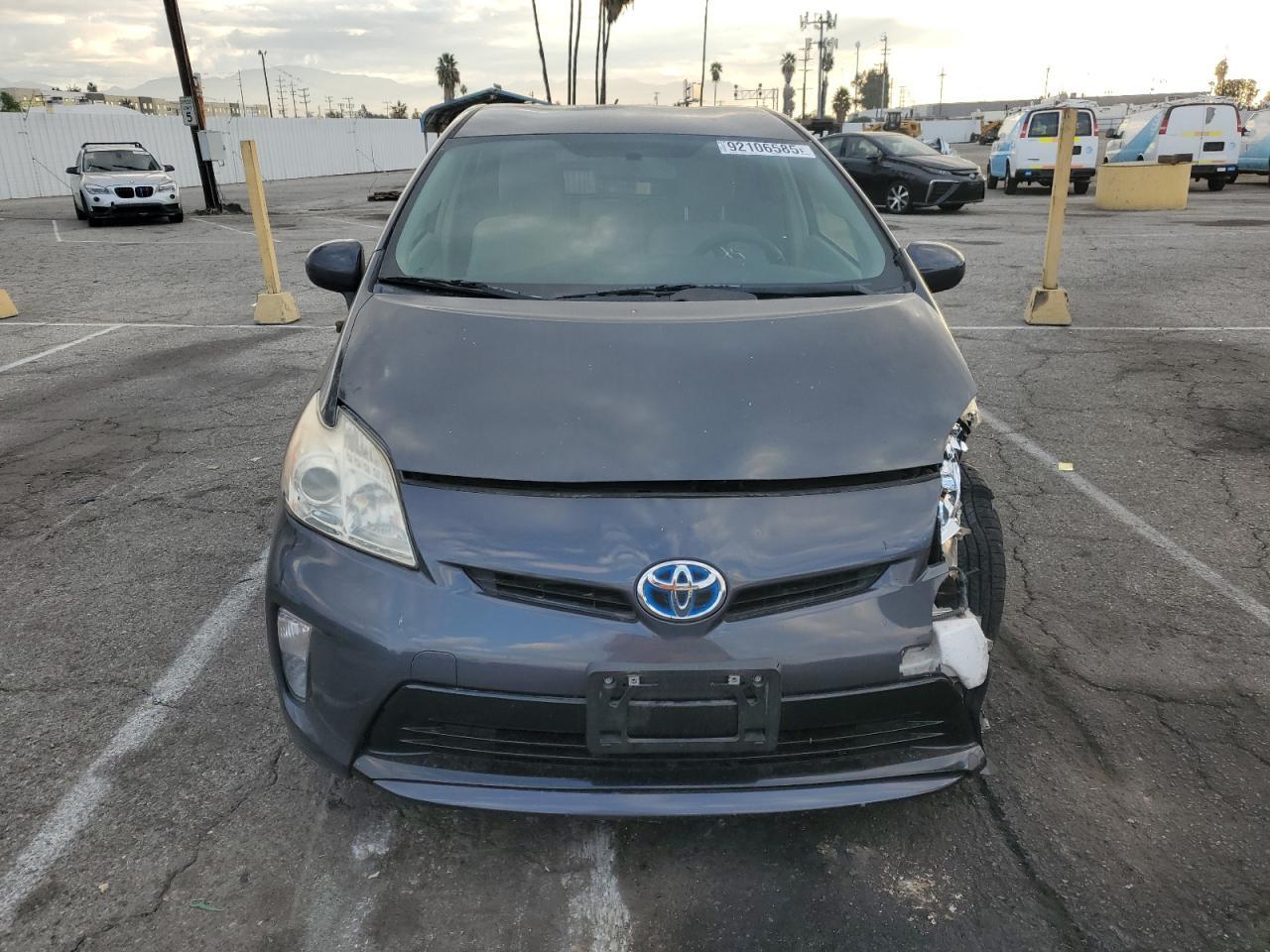 2013 TOYOTA PRIUS
