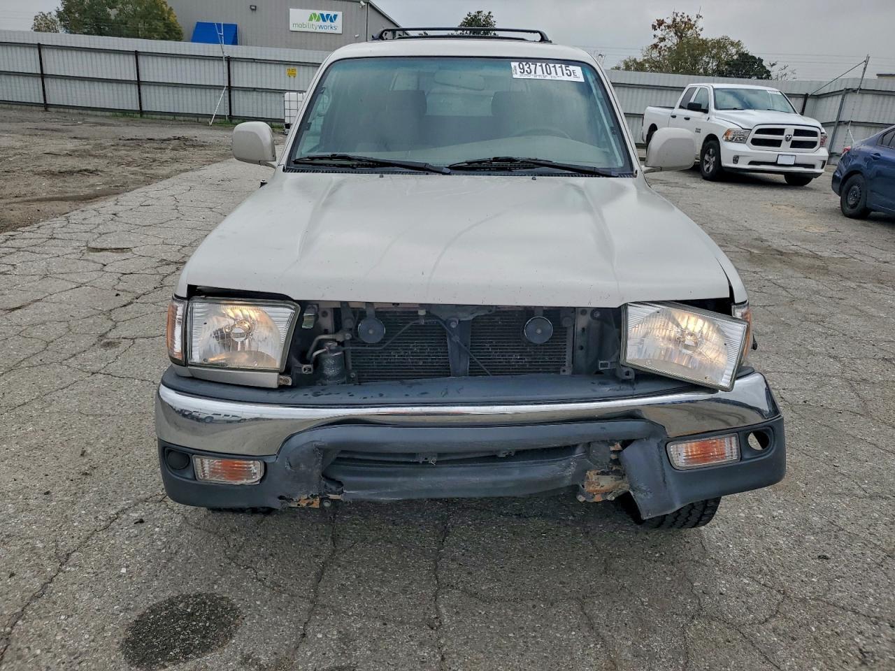 2000 TOYOTA 4Runner