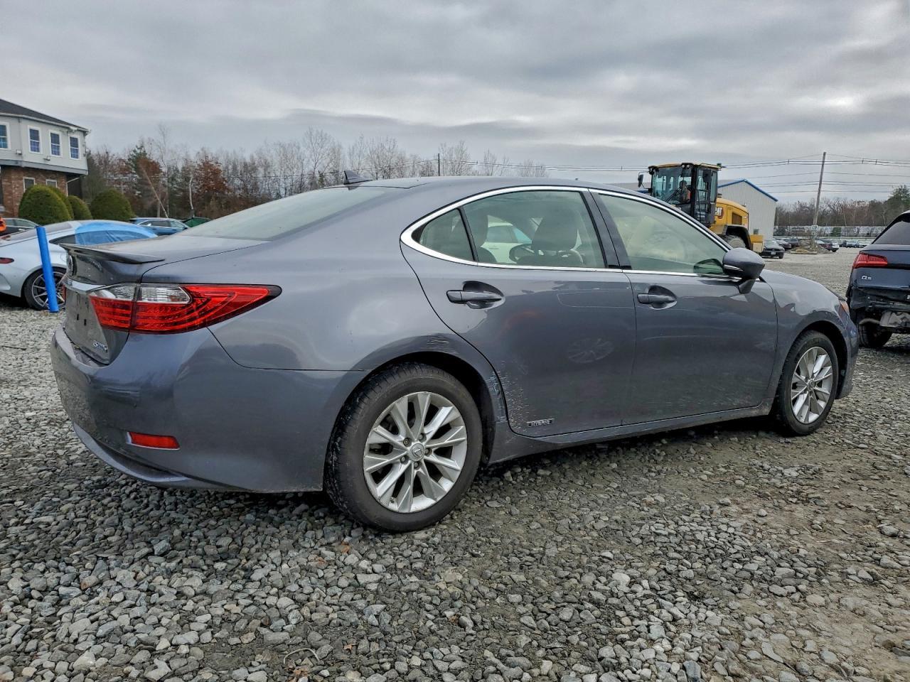 2013 LEXUS ES 300H