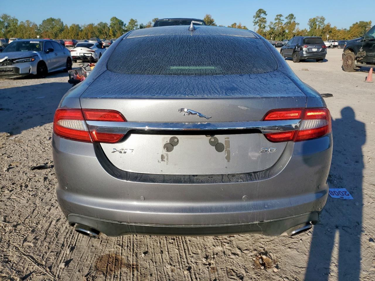 2013 JAGUAR XF