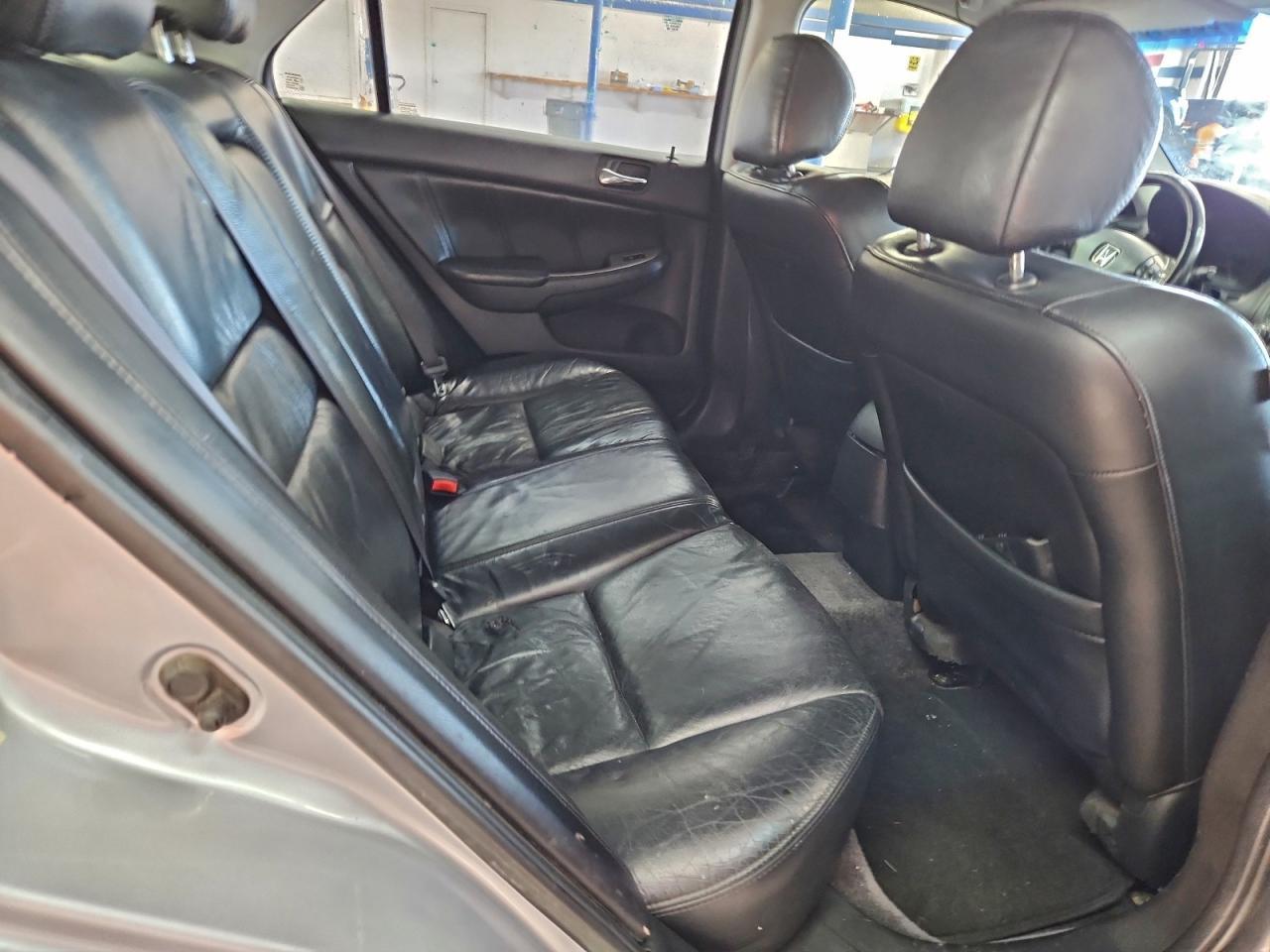 2004 HONDA ACCORD