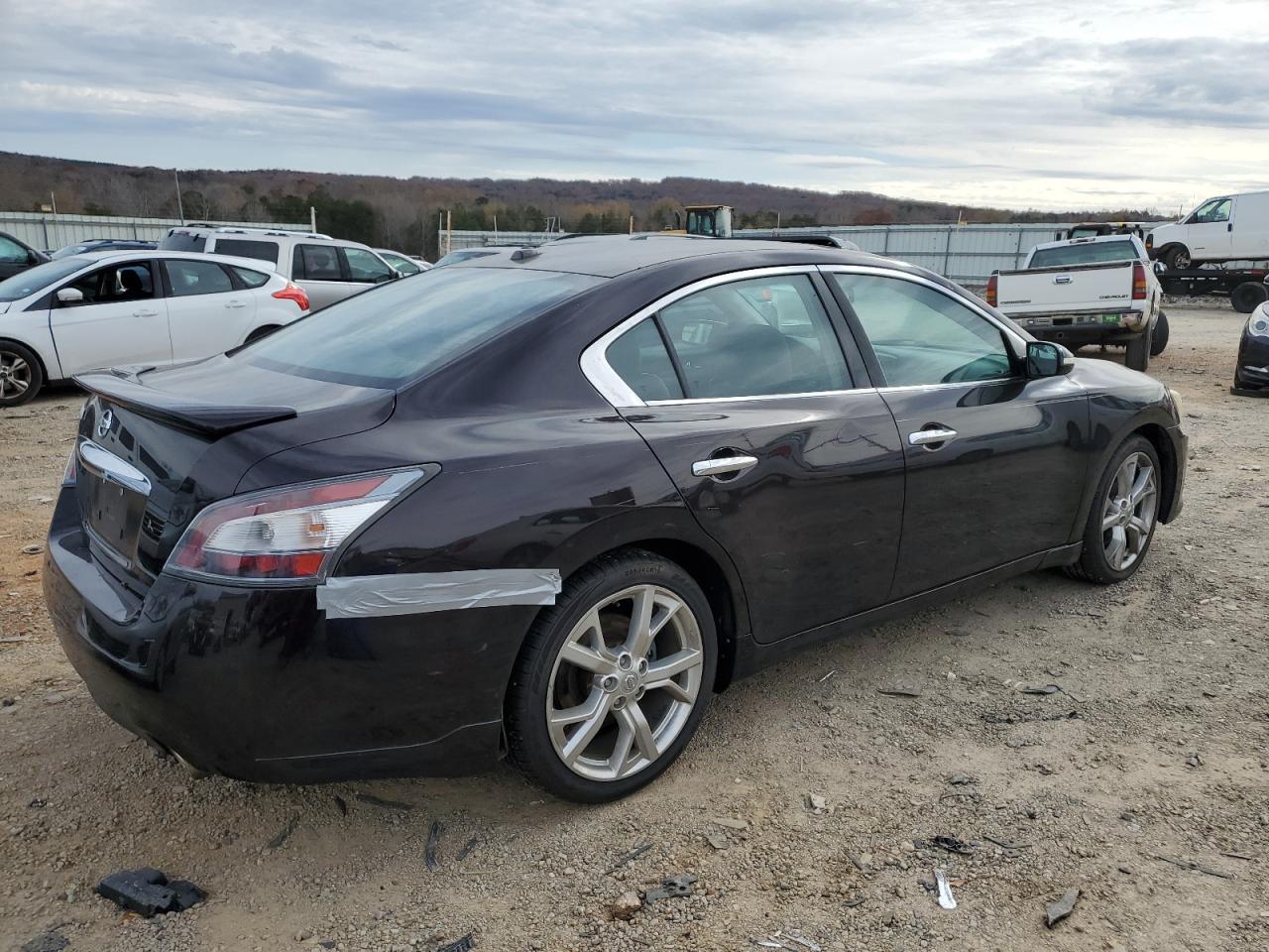 2012 NISSAN Maxima