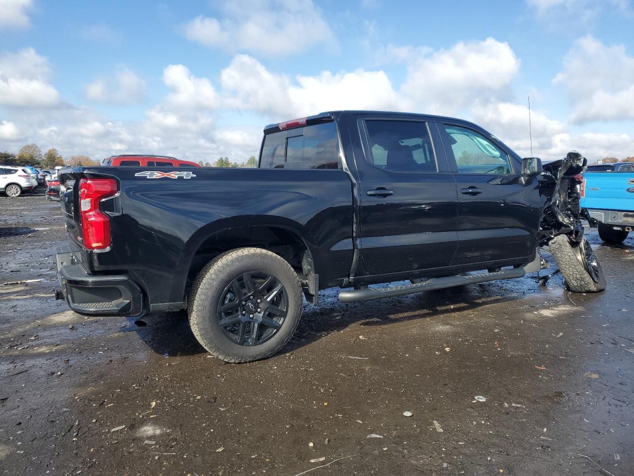 2025 CHEVROLET Silverado