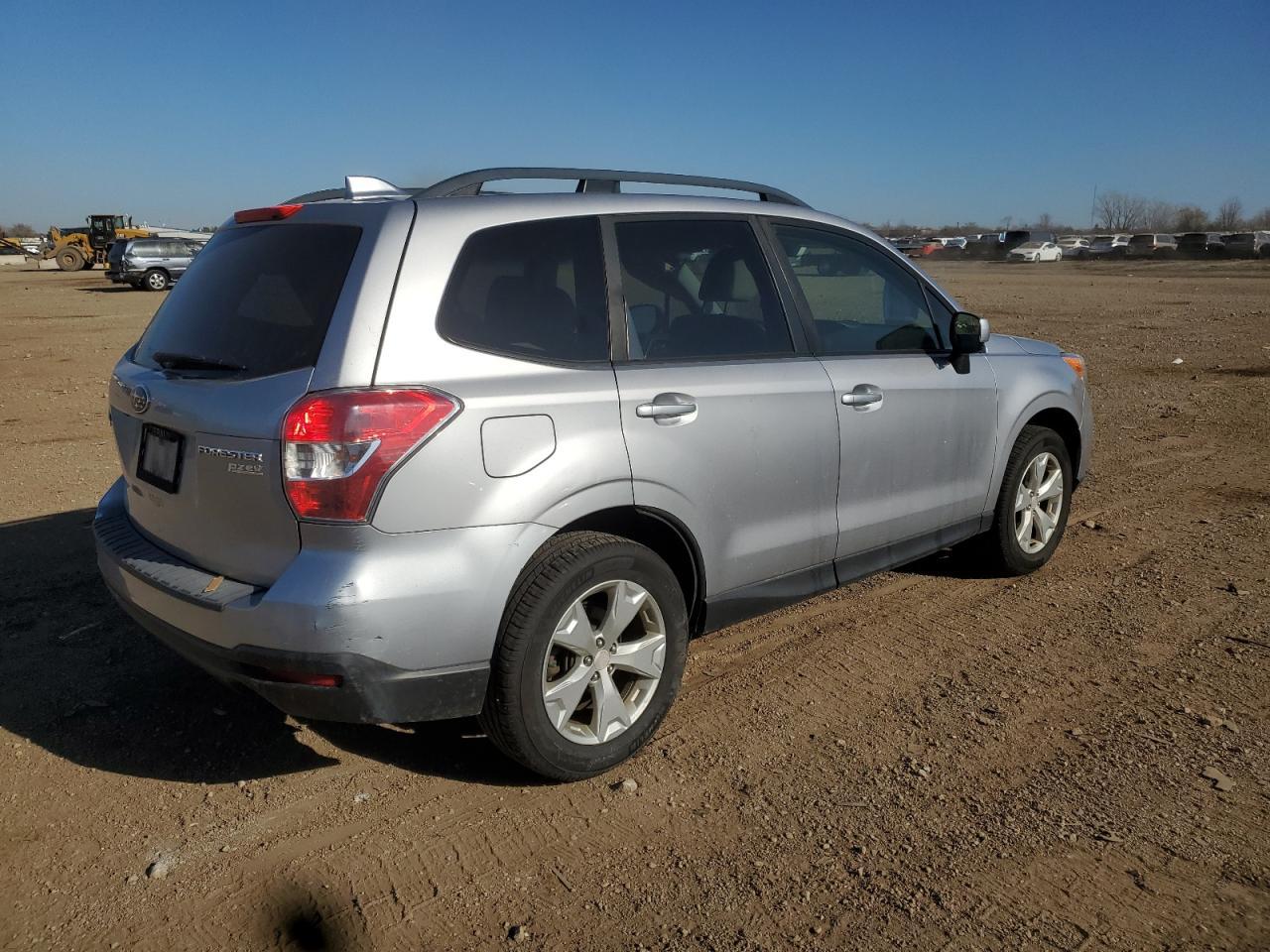 2016 SUBARU FORESTER