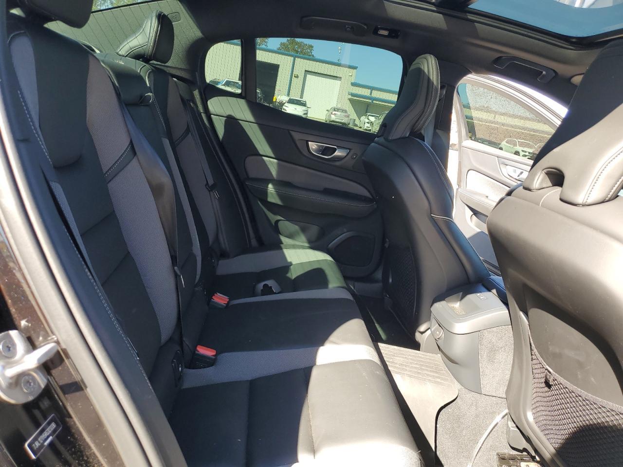2024 VOLVO S60