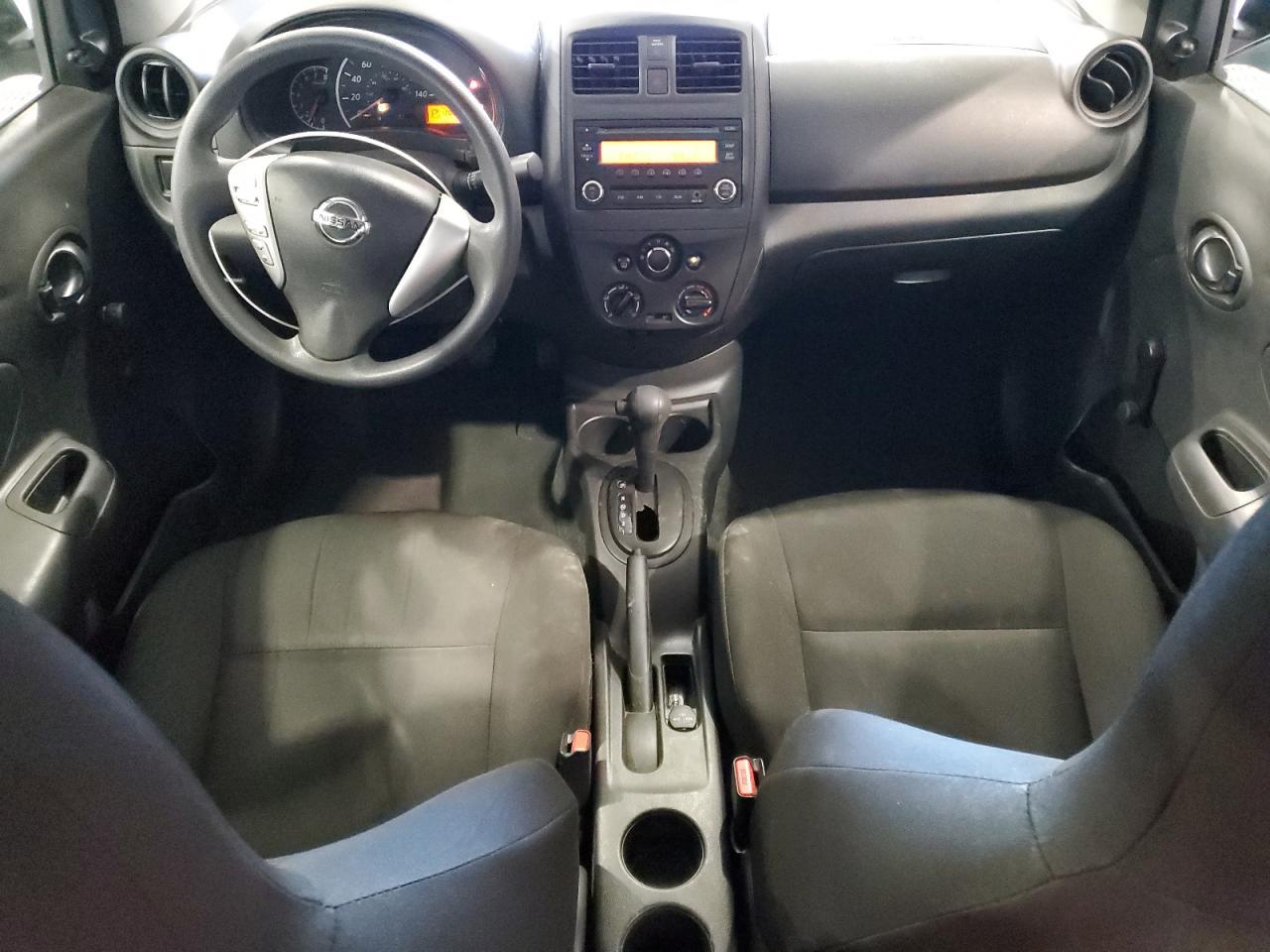2015 NISSAN VERSA