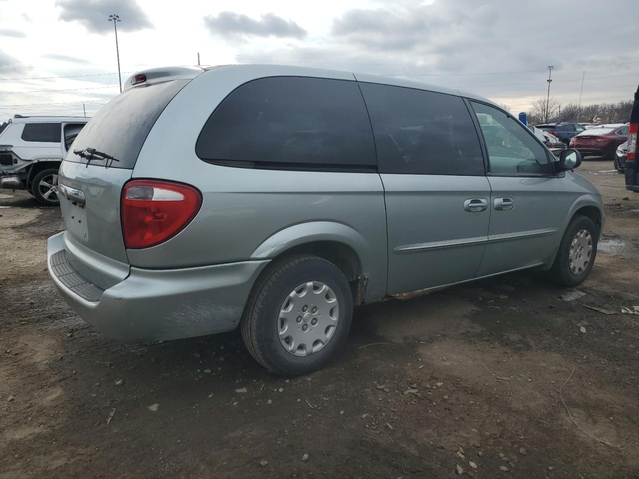 2003 CHRYSLER Town & Country