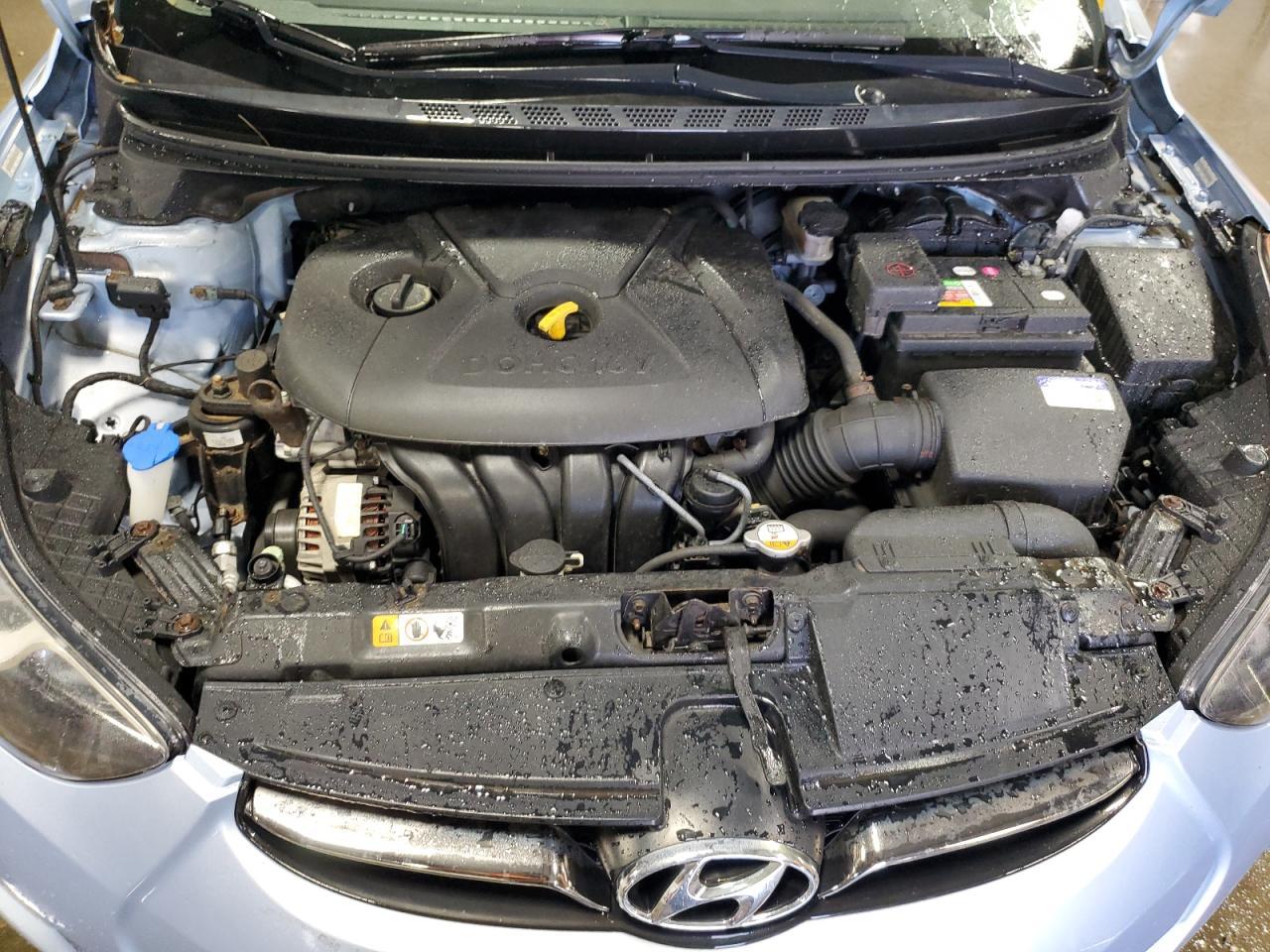 2012 HYUNDAI ELANTRA